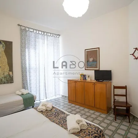 Eirene 2 Apartamento